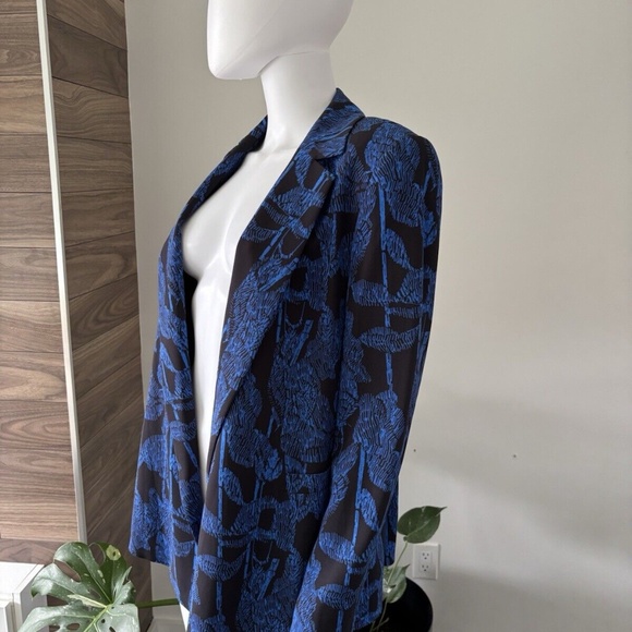 Escada Blue and Black Open Suit Jacket EU 36 - Picture 5 of 7